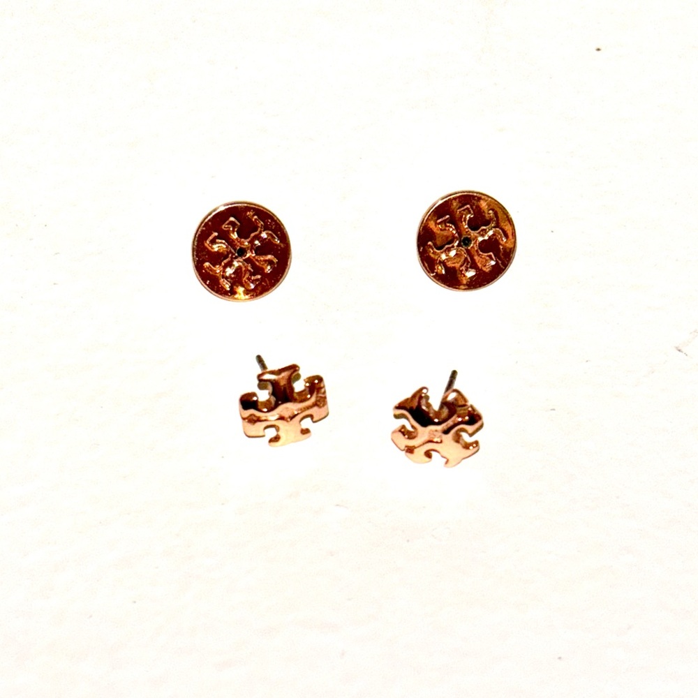 Tory Burch small Kira rose gold stud Earring - Picture 2 of 3